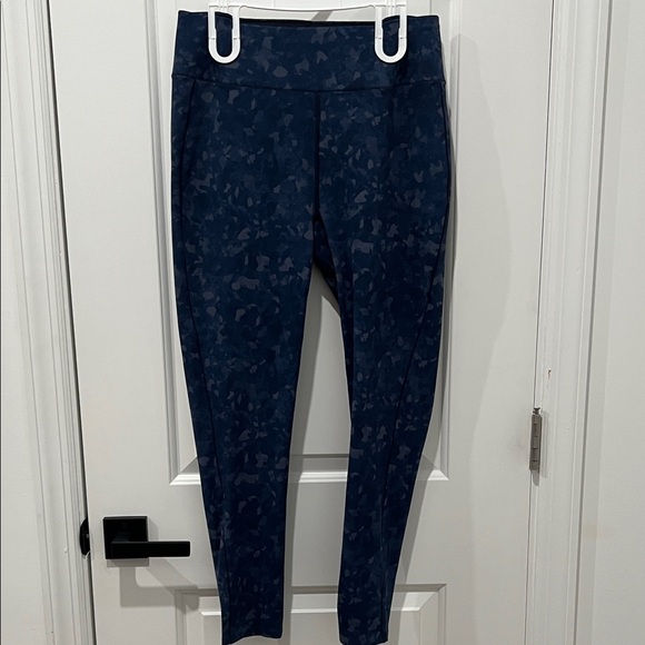 Uniqlo Blue Patterned Leggings - Picture 1 of 4